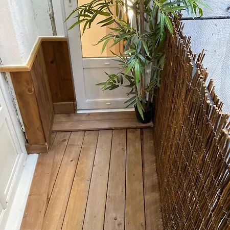 F2 Glamour Centre Historique