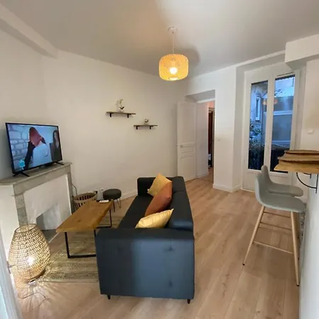 F2 Glamour Centre Historique Apartment *